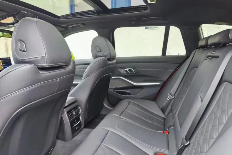 Alpina D3 din 2025 cu 9.980 km - oferta ALP200871 - foto 12