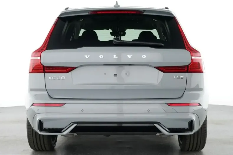 Volvo XC60 din 2025 cu 14.990 km - oferta VOL200872 - foto 3