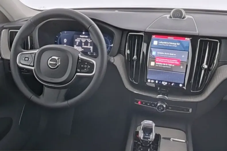 Volvo XC60 din 2025 cu 14.990 km - oferta VOL200872 - foto 8