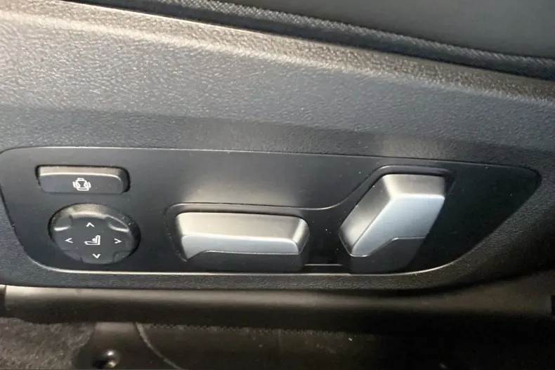 BMW M3 (Seria 3) din 2022 cu 44.910 km - oferta BMW200882 - foto 18