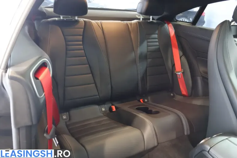 Mercedes-Benz E 300 (Clasa E) din 2023 cu 44.500 km - oferta MER200883 - foto 18