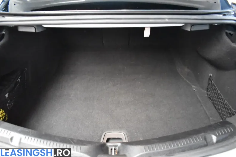 Mercedes-Benz E 220 (Clasa E) din 2023 cu 63.700 km - oferta MER200884 - foto 13