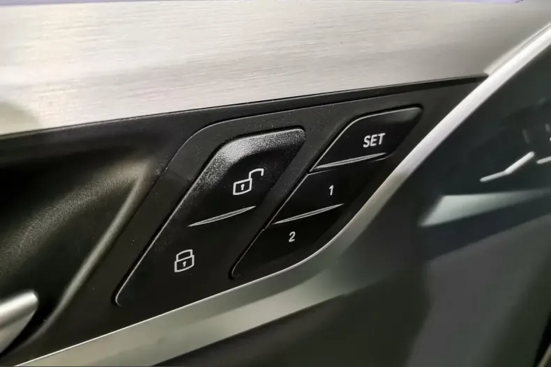 Alpina XD4 din 2023 cu 39.122 km - oferta ALP200885 - foto 19