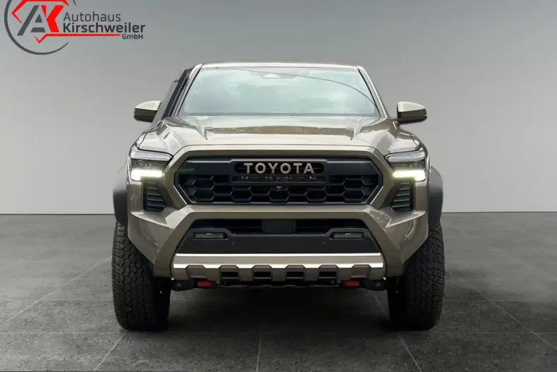 Toyota Tacoma din 2025 cu 50 km - oferta TOY200886 - foto 8