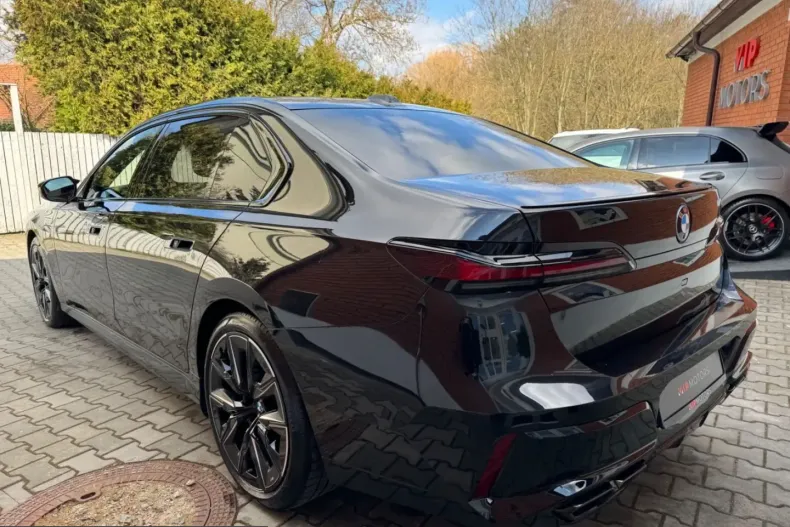 BMW M760 (Seria 7) din 2025 cu 29.000 km - oferta BMW200888 - foto 4
