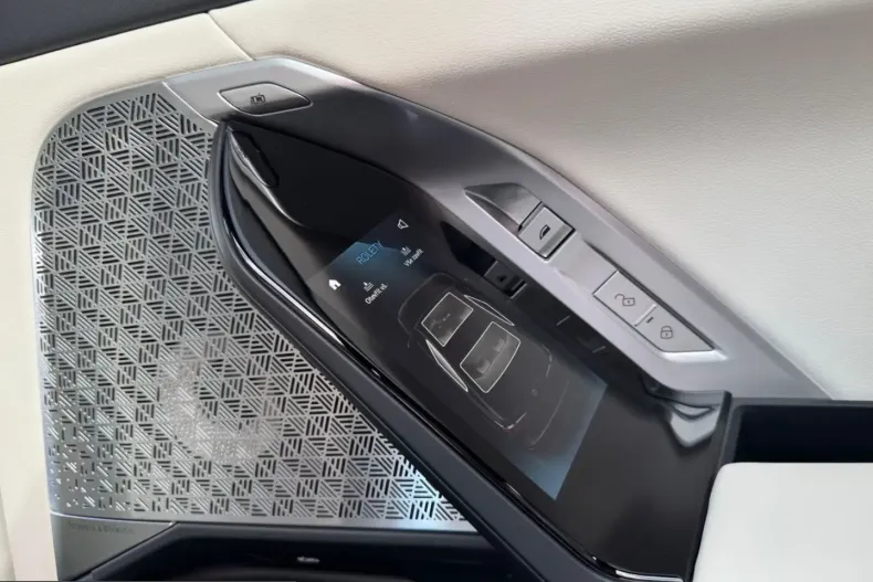 BMW M760 (Seria 7) din 2025 cu 29.000 km - oferta BMW200888 - foto 35