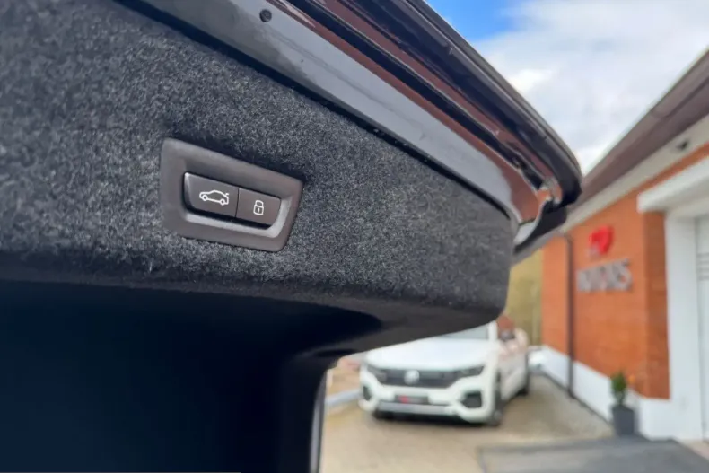 BMW M760 (Seria 7) din 2025 cu 29.000 km - oferta BMW200888 - foto 38