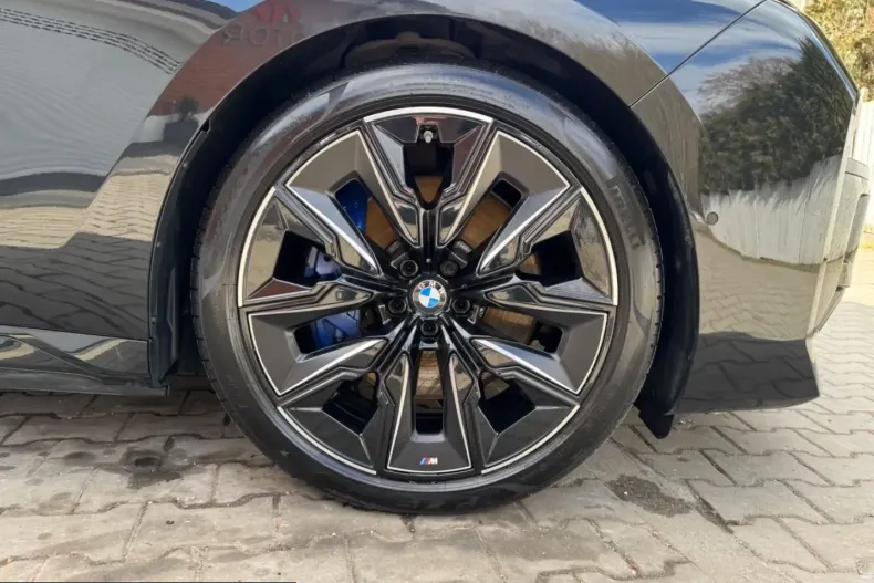 BMW M760 (Seria 7) din 2025 cu 29.000 km - oferta BMW200888 - foto 40