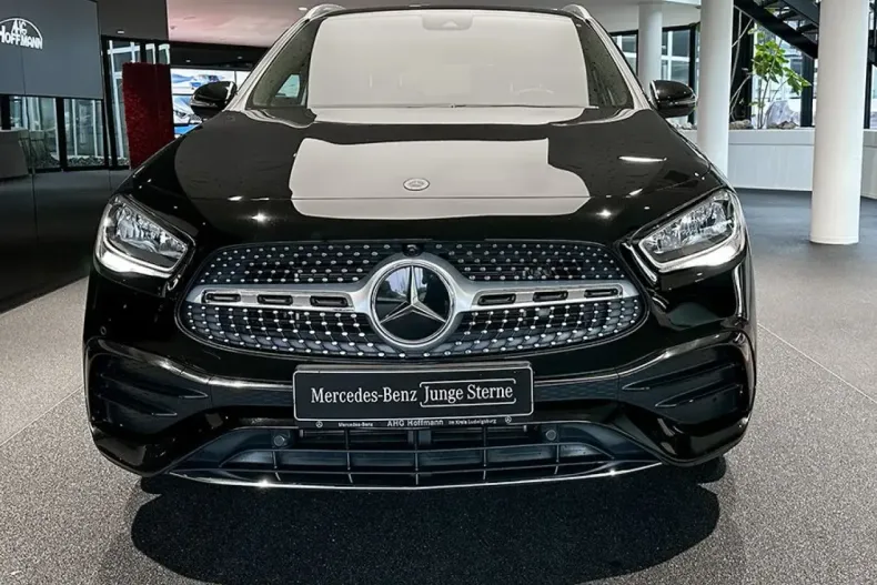 Mercedes-Benz GLA 250 (Clasa GLA) din 2022 cu 46.950 km - oferta MER200894 - foto 2