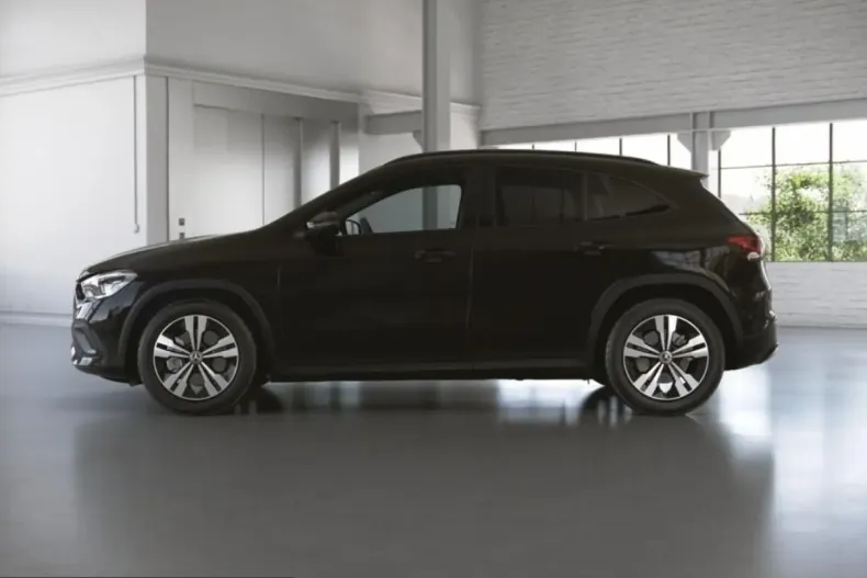 Mercedes-Benz GLA 250 (Clasa GLA) din 2021 cu 43.392 km - oferta MER200895 - foto 4