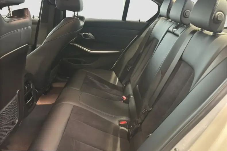 BMW 320 (Seria 3) din 2023 cu 46.385 km - oferta BMW200900 - foto 11