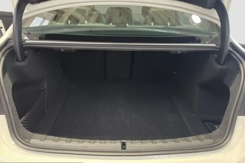 BMW 320 (Seria 3) din 2023 cu 46.385 km - oferta BMW200900 - foto 12