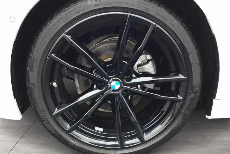 BMW 320 (Seria 3) din 2025 cu 18.500 km - oferta BMW200903 - foto 6