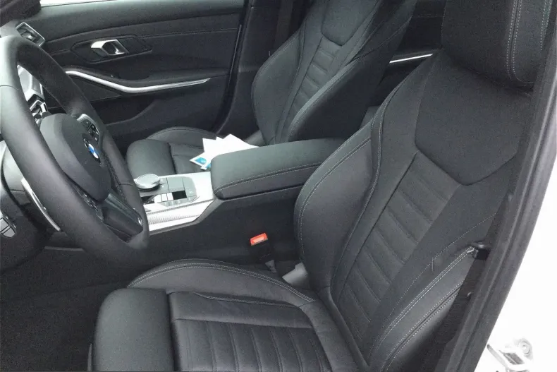 BMW 320 (Seria 3) din 2025 cu 18.500 km - oferta BMW200903 - foto 8