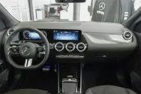 Mercedes-Benz GLA 250 (Clasa GLA) din 2024 cu 4.500 km - oferta MER200904 - foto 12