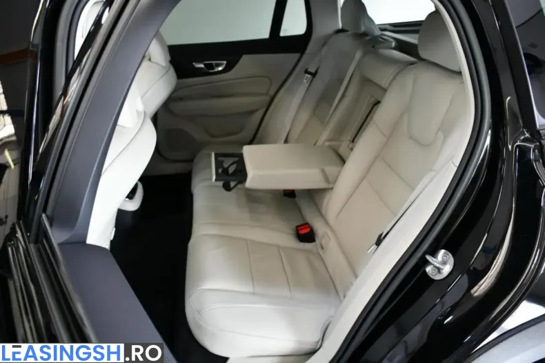 Volvo V60 Cross Country din 2023 cu 33.600 km - oferta VOL200911 - foto 23