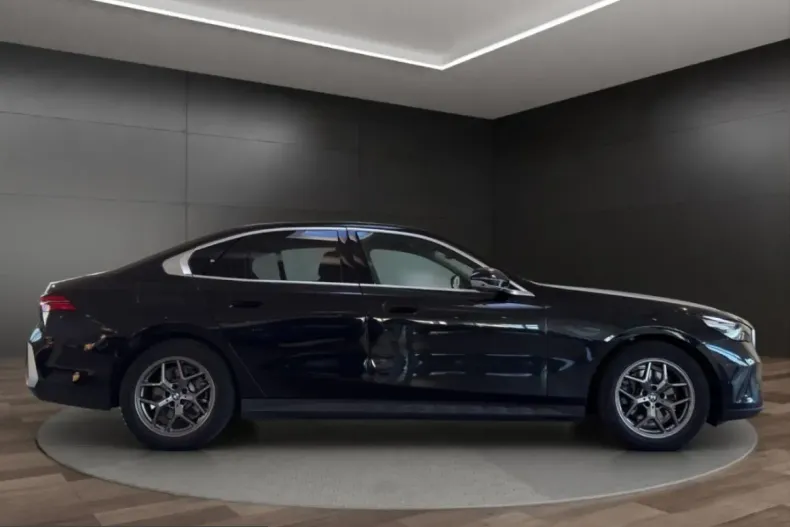 BMW 520 (Seria 5) din 2024 cu 37.779 km - oferta BMW200919 - foto 8