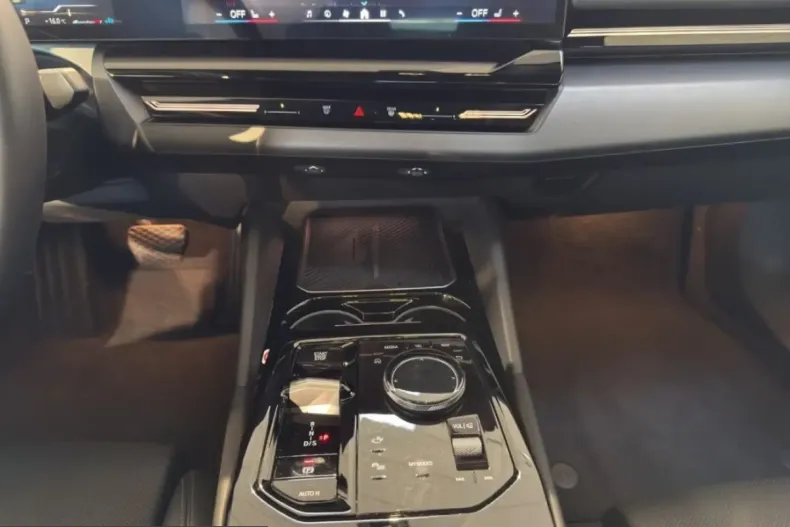 BMW 520 (Seria 5) din 2024 cu 37.779 km - oferta BMW200919 - foto 15