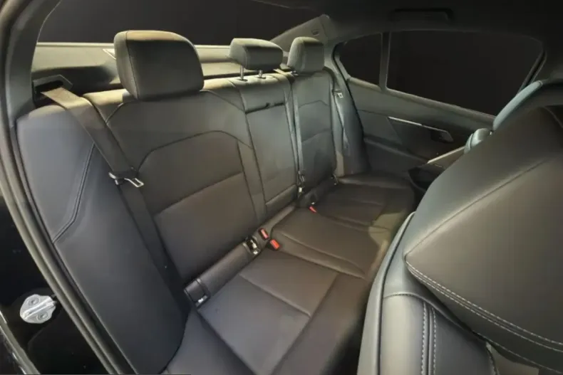 BMW 520 (Seria 5) din 2024 cu 37.779 km - oferta BMW200919 - foto 18