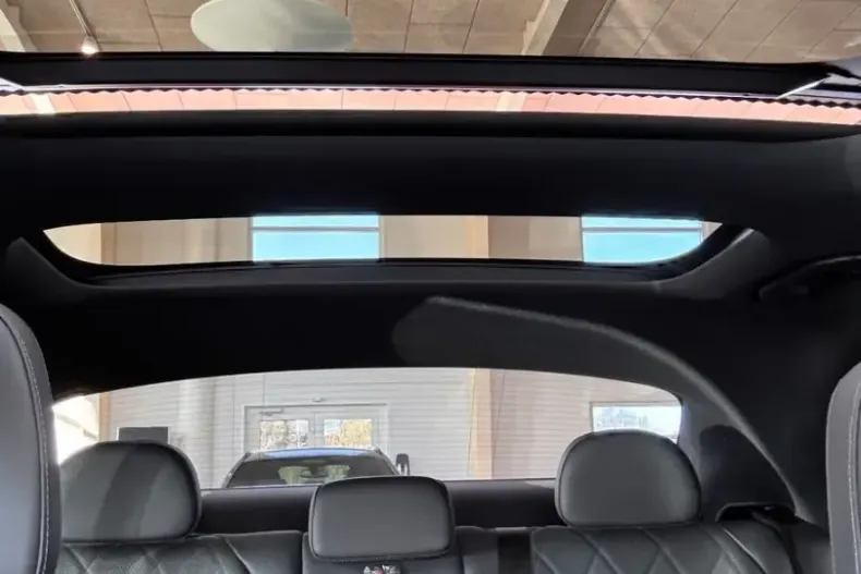 Mercedes-Benz E 400 (Clasa E) din 2023 cu 39.890 km - oferta MER200928 - foto 17