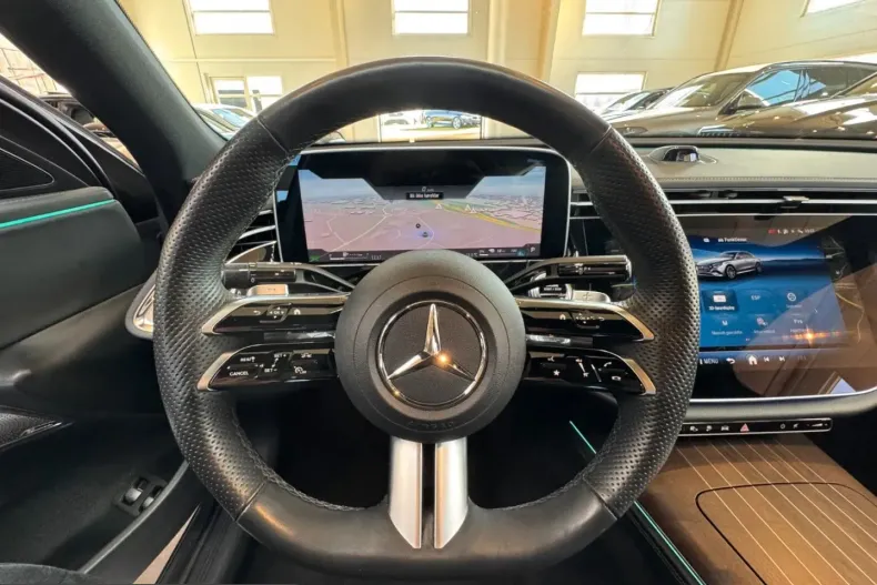 Mercedes-Benz E 400 (Clasa E) din 2023 cu 39.890 km - oferta MER200928 - foto 27