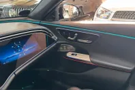 Mercedes-Benz E 400 (Clasa E) din 2023 cu 39.890 km - oferta MER200928 - foto 36