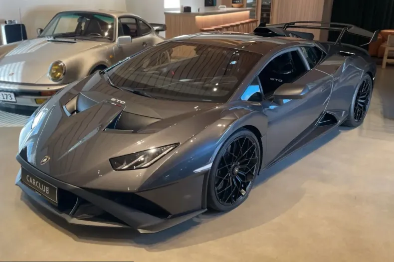 Lamborghini Huracán din 2022 cu 11.615 km - oferta LAM200929 - foto 1