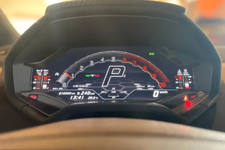 Lamborghini Huracán din 2022 cu 11.615 km - oferta LAM200929 - foto 7