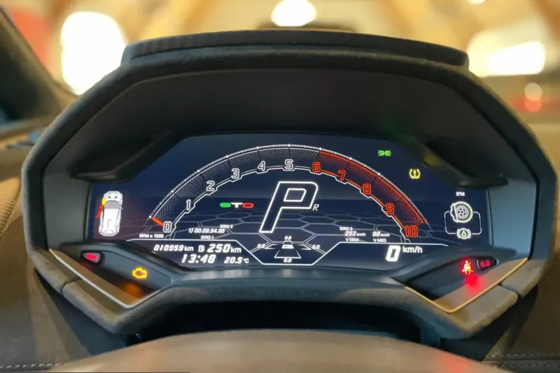 Lamborghini Huracán din 2022 cu 11.615 km - oferta LAM200929 - foto 8