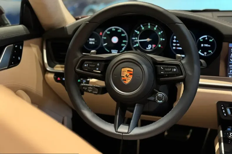 Porsche 992 din 2021 cu 6.295 km - oferta POR200931 - foto 9