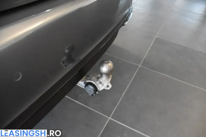 Mercedes-Benz E 220 (Clasa E) din 2021 cu 69.075 km - oferta MER200934 - foto 10