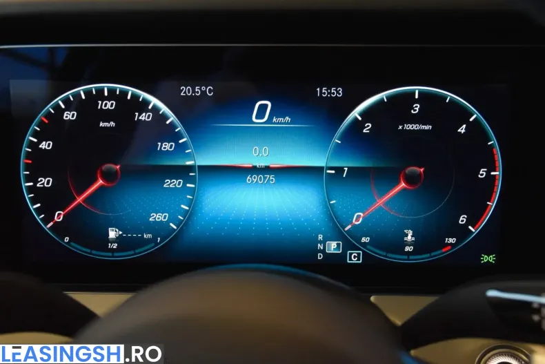 Mercedes-Benz E 220 (Clasa E) din 2021 cu 69.075 km - oferta MER200934 - foto 36