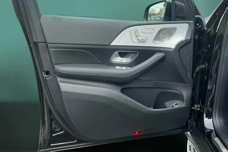 Mercedes-Benz GLS 450 (Clasa GLS) din 2024 cu 13.162 km - oferta MER200940 - foto 13