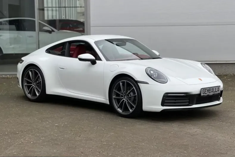 Porsche 992 din 2025 cu 450 km - oferta POR200941 - foto 1