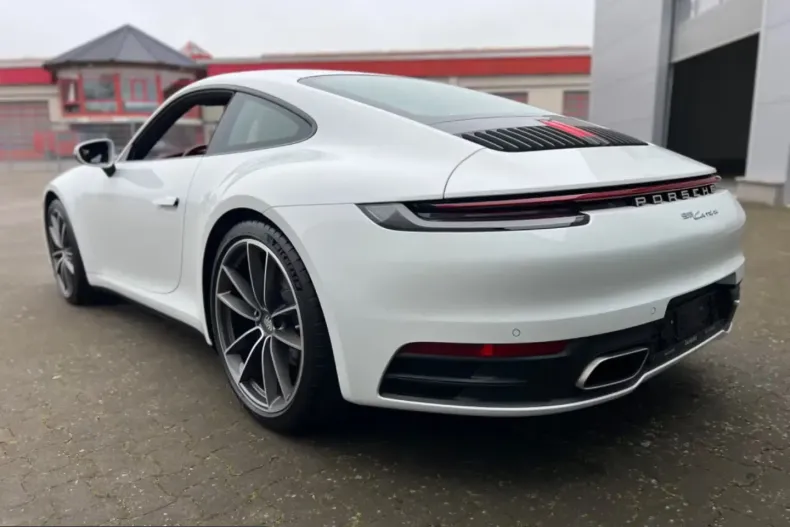 Porsche 992 din 2025 cu 450 km - oferta POR200941 - foto 10