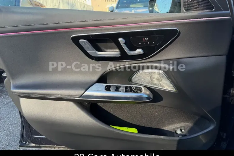 Mercedes-Benz E 300 (Clasa E) din 2024 cu 49.122 km - oferta MER200944 - foto 5