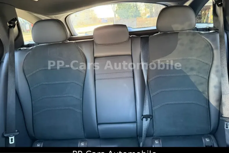 Mercedes-Benz E 300 (Clasa E) din 2024 cu 49.122 km - oferta MER200944 - foto 12