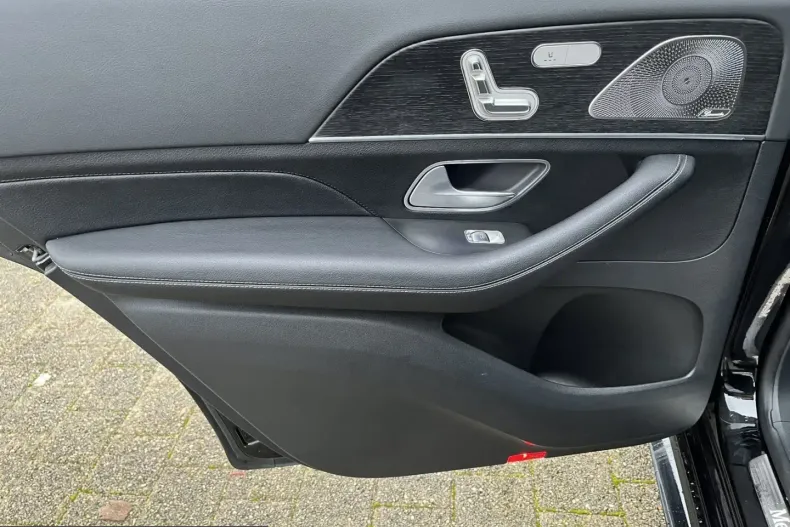 Mercedes-Benz GLS 450 (Clasa GLS) din 2025 cu 21.913 km - oferta MER200946 - foto 13