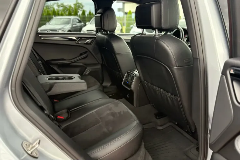 Porsche Macan din 2024 cu 78.668 km - oferta POR200948 - foto 17