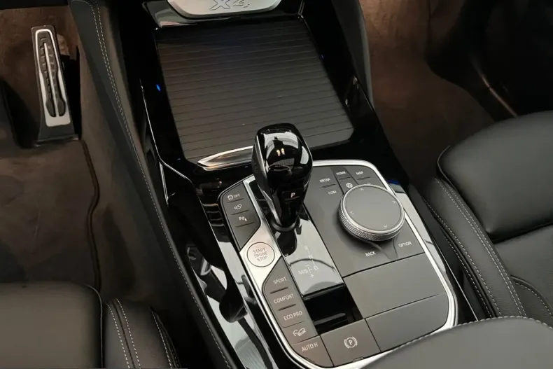 BMW X4 (Seria X) din 2025 cu 5.900 km - oferta BMW200956 - foto 15