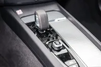 Volvo XC60 din 2023 cu 14.415 km - oferta VOL200957 - foto 10