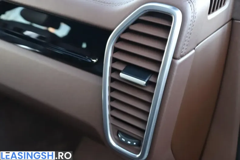 Porsche Cayenne din 2022 cu 49.500 km - oferta POR200963 - foto 25