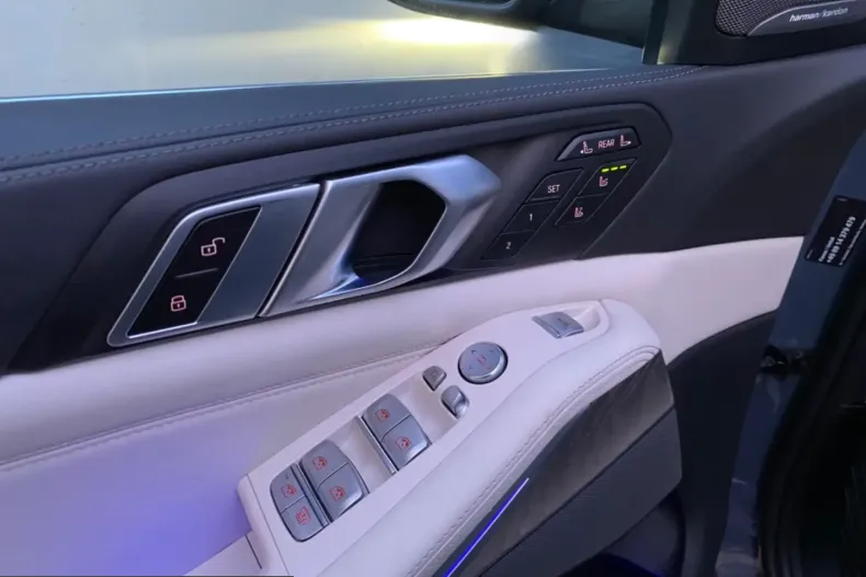 BMW X7 (Seria X) din 2022 cu 44.000 km - oferta BMW200973 - foto 25