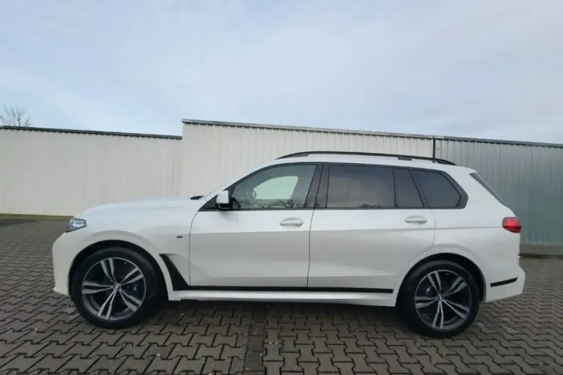 BMW X7 (Seria X) din 2022 cu 47.591 km - oferta BMW200976 - foto 2