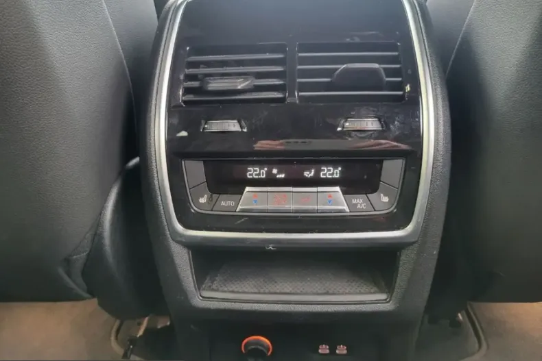 BMW X7 (Seria X) din 2022 cu 47.591 km - oferta BMW200976 - foto 13