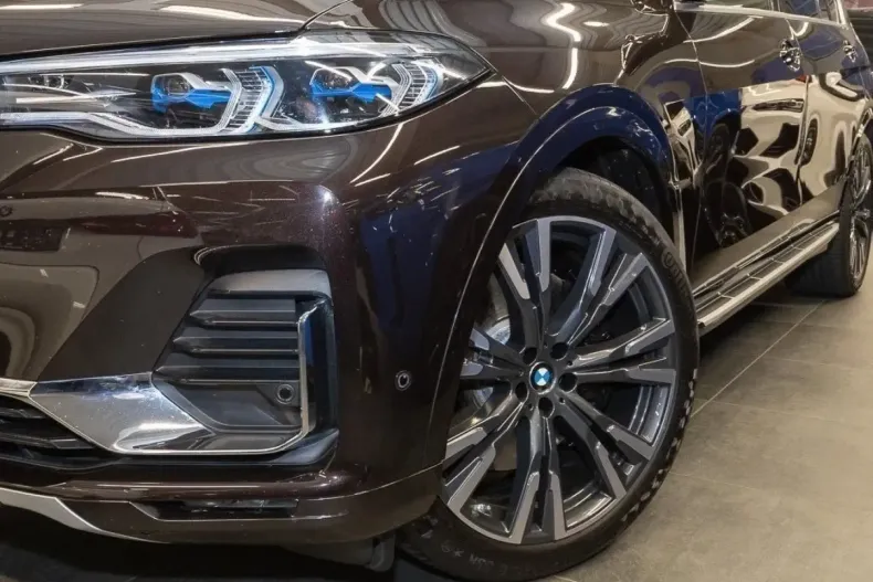 BMW X7 (Seria X) din 2022 cu 40.259 km - oferta BMW200977 - foto 1