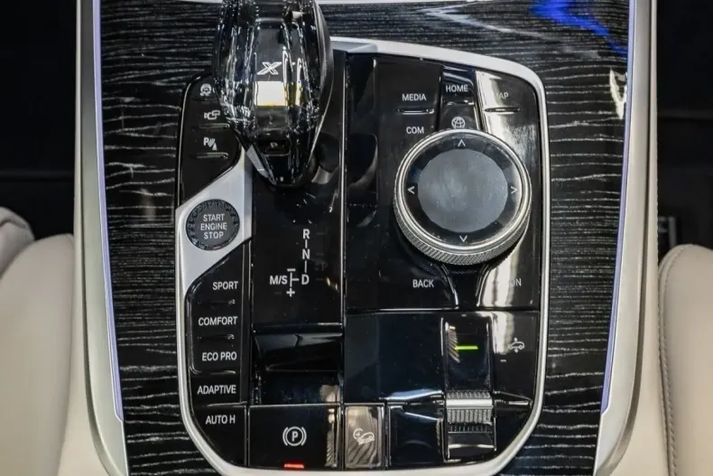 BMW X7 (Seria X) din 2022 cu 40.259 km - oferta BMW200977 - foto 7