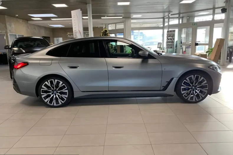 BMW i4 (Seria 4) din 2023 cu 36.290 km - oferta BMW200978 - foto 5