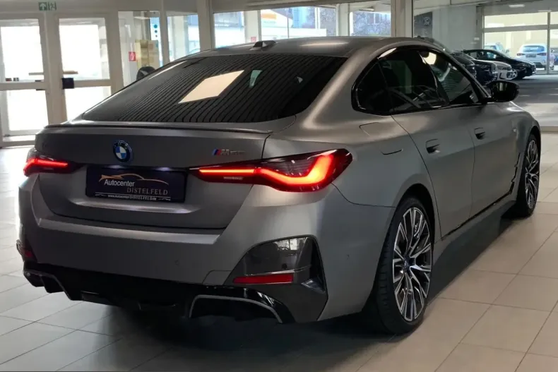 BMW i4 (Seria 4) din 2023 cu 36.290 km - oferta BMW200978 - foto 8