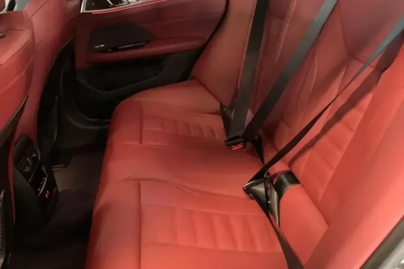 BMW i4 (Seria 4) din 2023 cu 36.290 km - oferta BMW200978 - foto 15